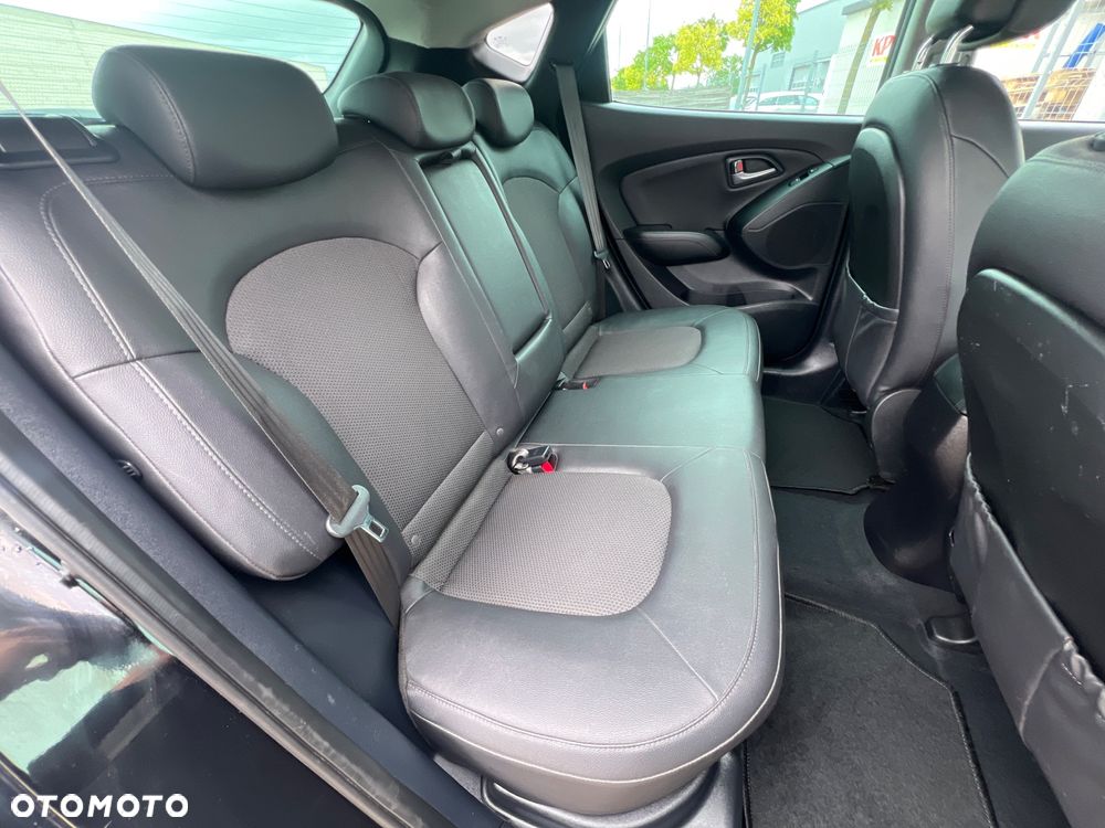 Hyundai ix35 1.6 2WD Fifa World Cup Edition - 26