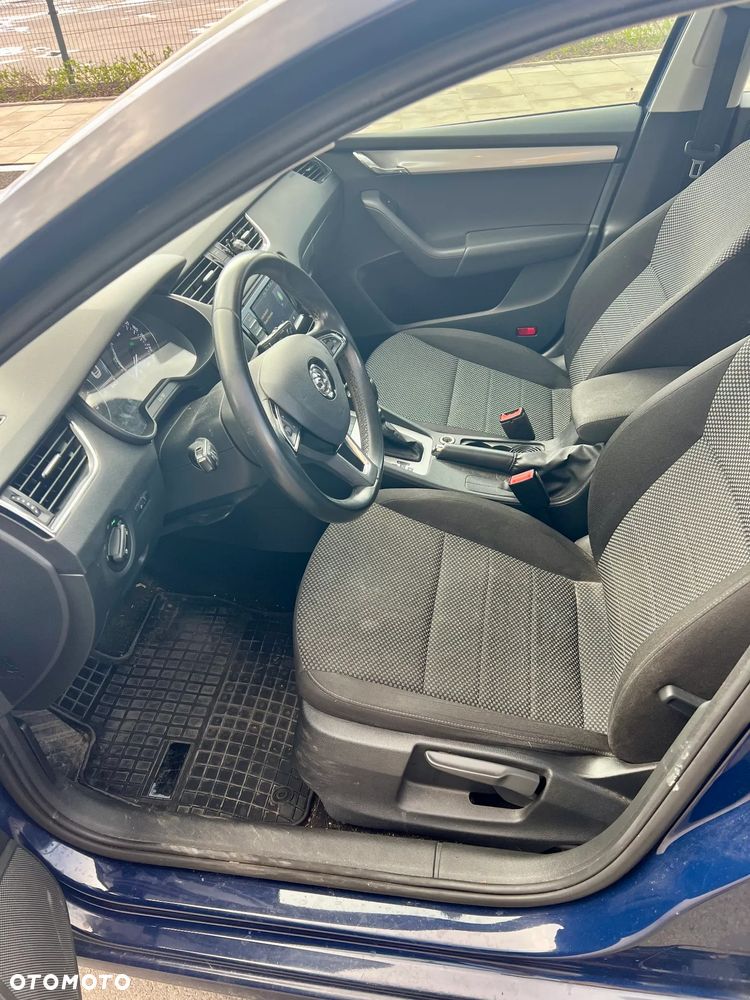 Skoda Octavia 1.6 TDI Ambition DSG - 13