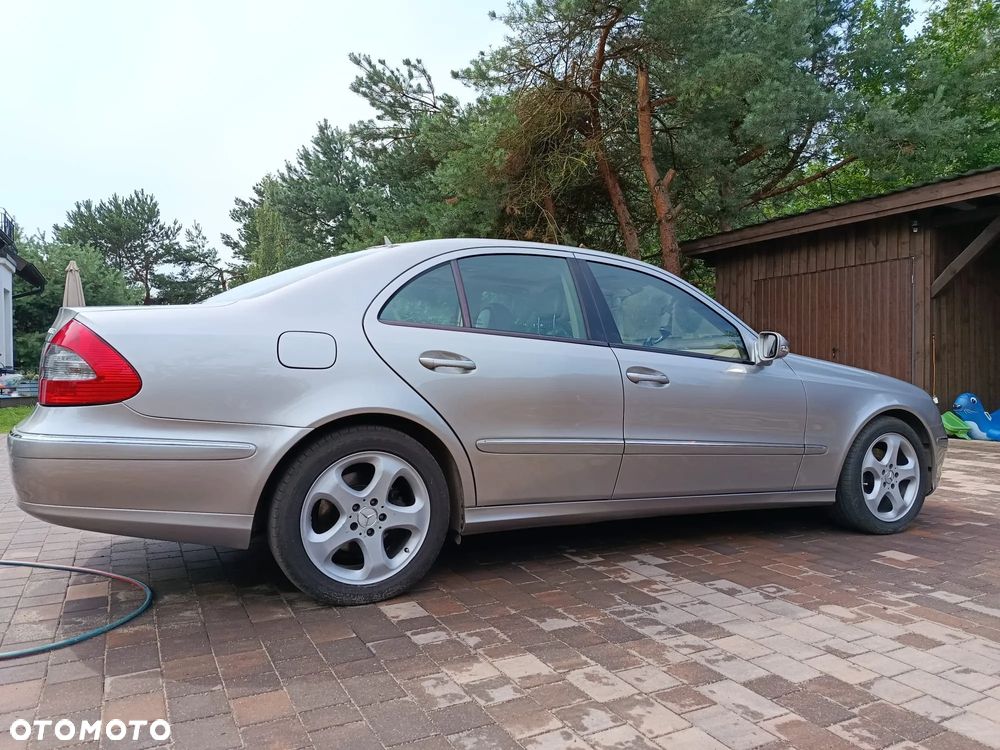 Mercedes-Benz Klasa E 320 CDI 7G-TRONIC Elegance - 2
