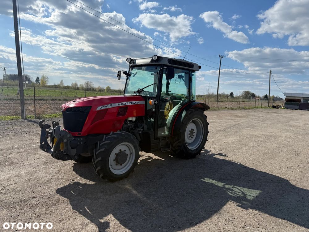Massey Ferguson F 3710 - 3