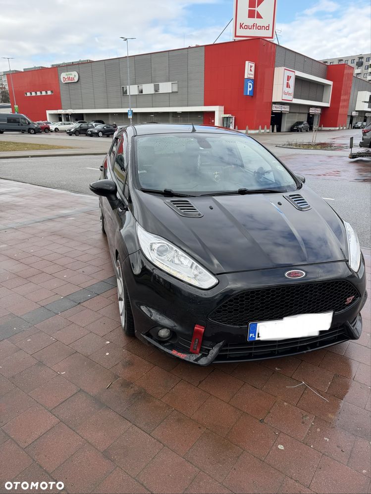 Ford Fiesta - 7