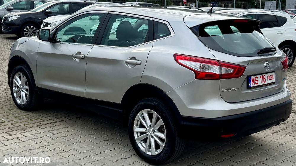 Nissan Qashqai - 4