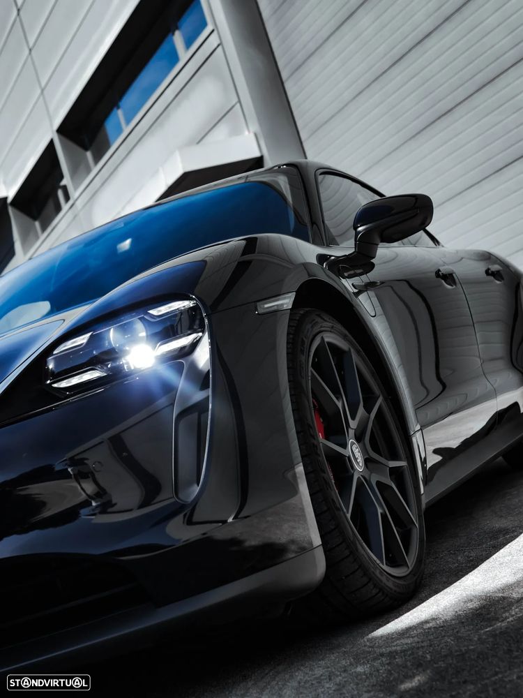Porsche Taycan 4S - 6