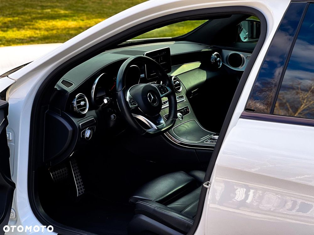 Mercedes-Benz Klasa C AMG 43 4Matic 9G-TRONIC - 18