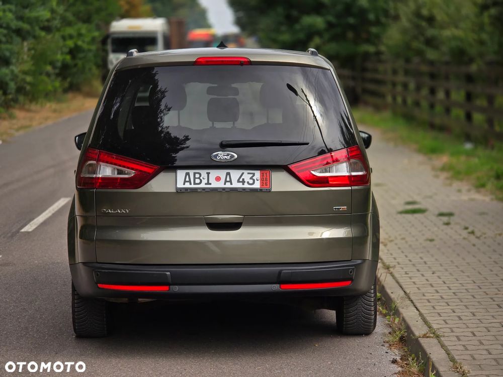 Ford Galaxy 2.0 TDCi Ghia - 15