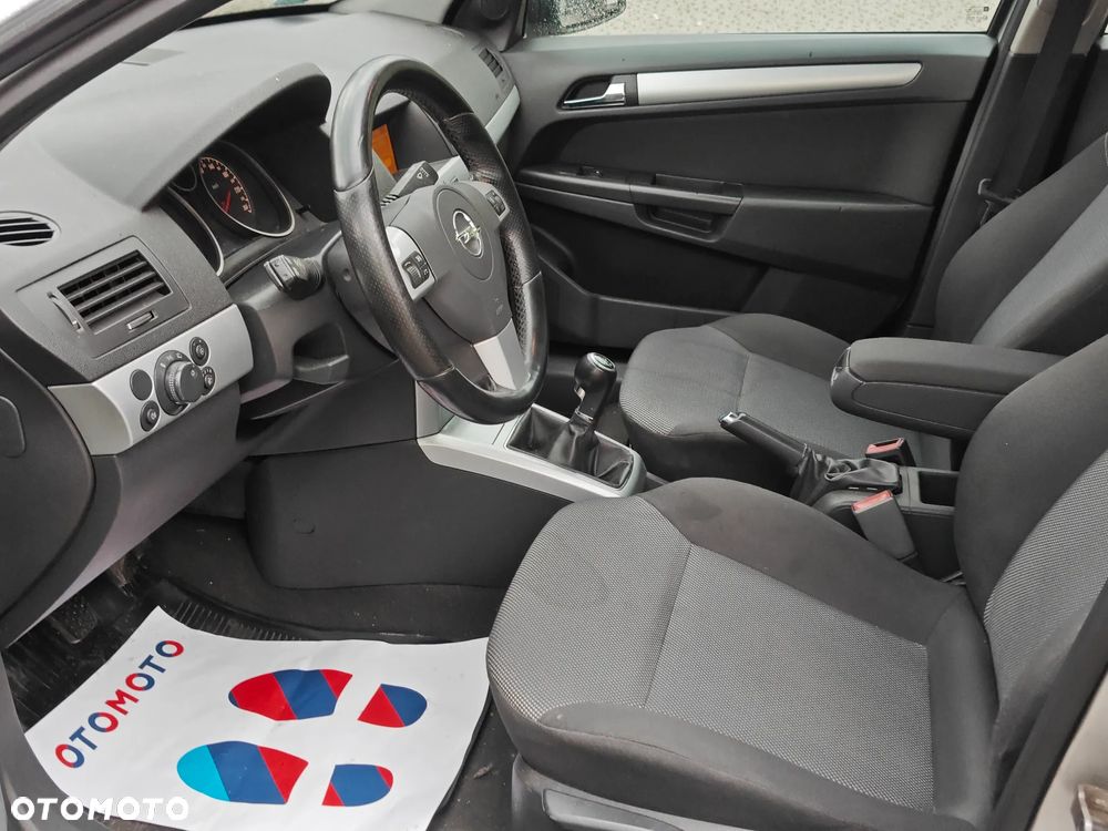 Opel Astra 1.6 Cosmo - 7