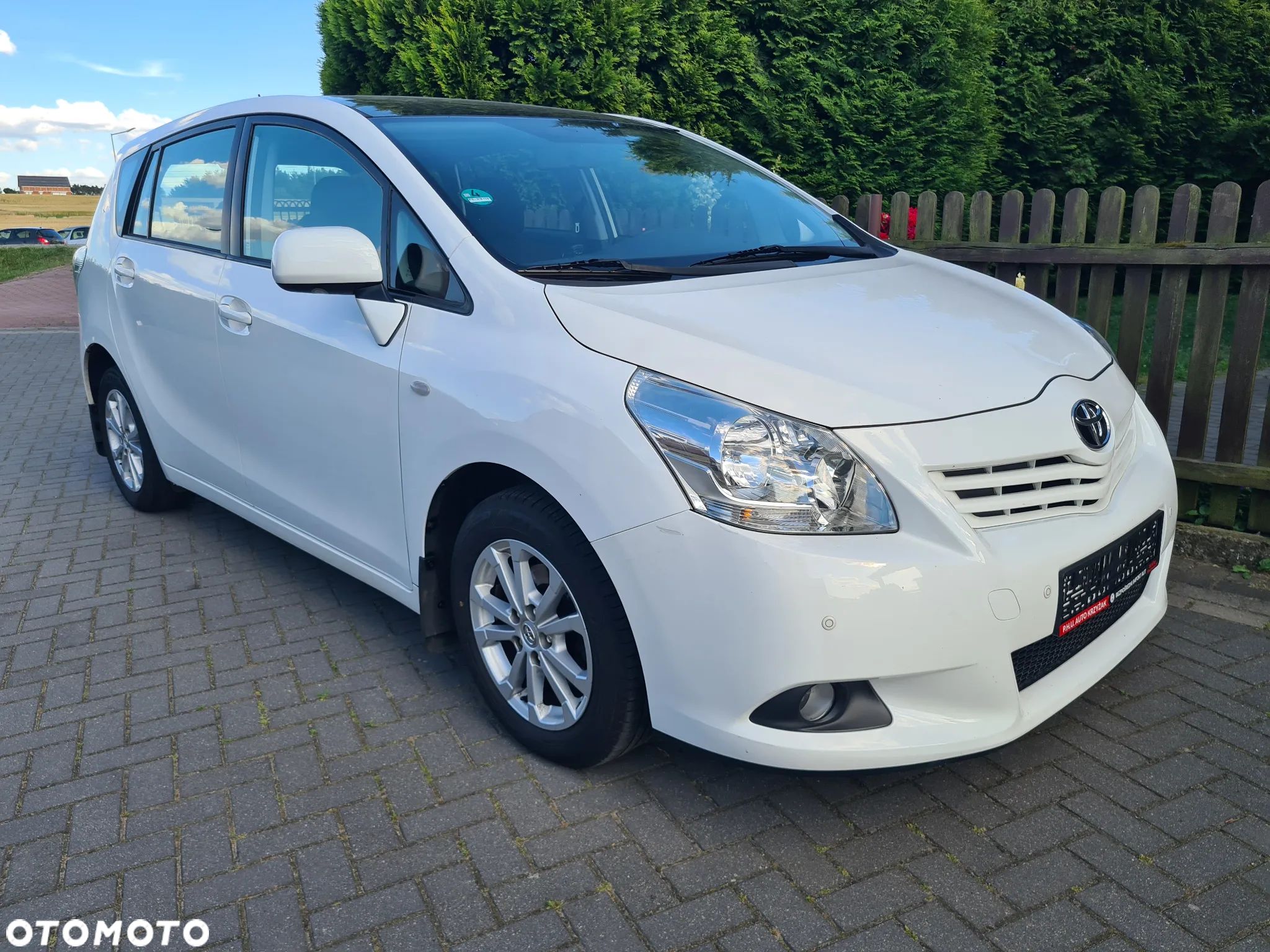 Toyota Verso 1.6 5-Sitzer Comfort - 1
