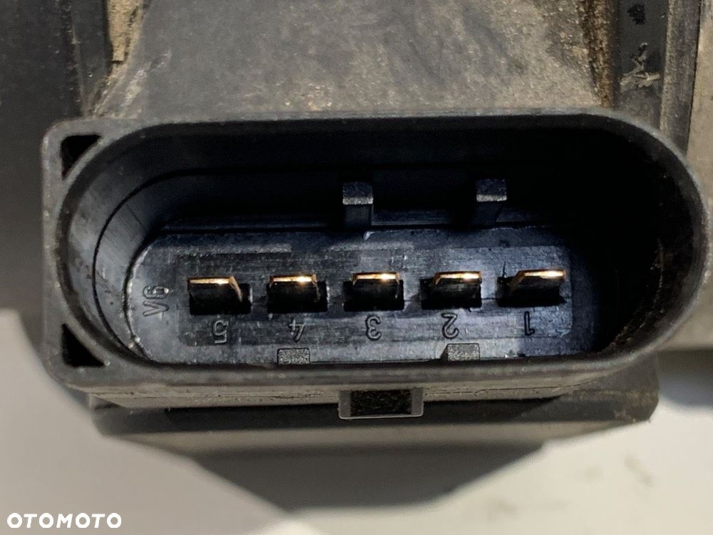 PRZEPŁYWOMIERZ - 150.00 PLN - KIA SPORTAGE II (JE_, KM) 2004 - 2022 2.0 i 16V 104 kW [141 KM] - 4