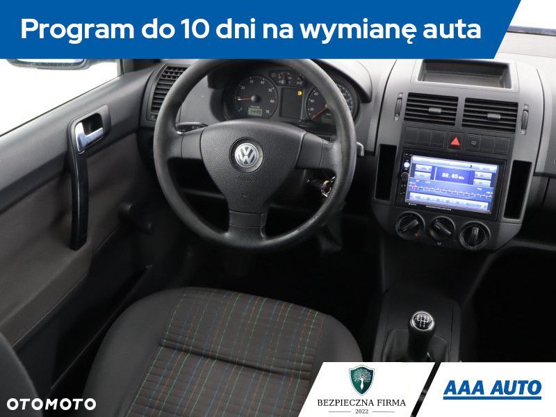 Volkswagen Polo - 9