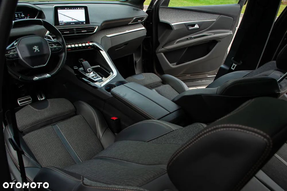 Peugeot 3008 THP 165 EAT6 Stop & Start Allure - 24