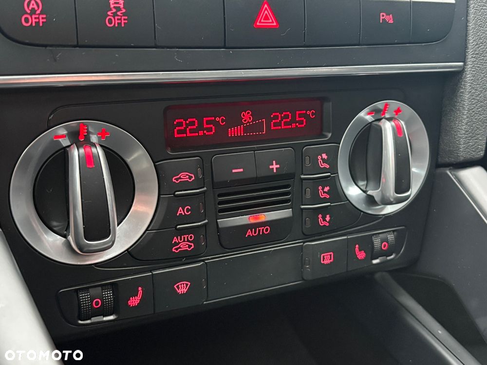 Audi A3 Sportback 2.0 TDI DPF S line Sportpaket - 20