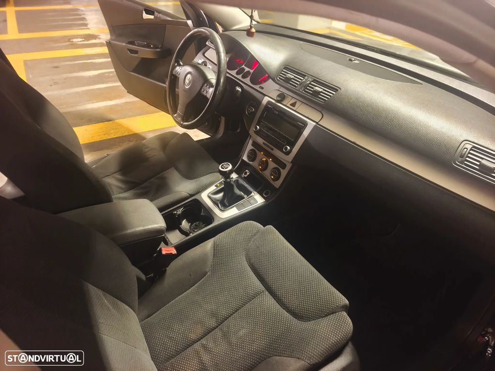 VW Passat Variant 2.0 TDI Highline - 10