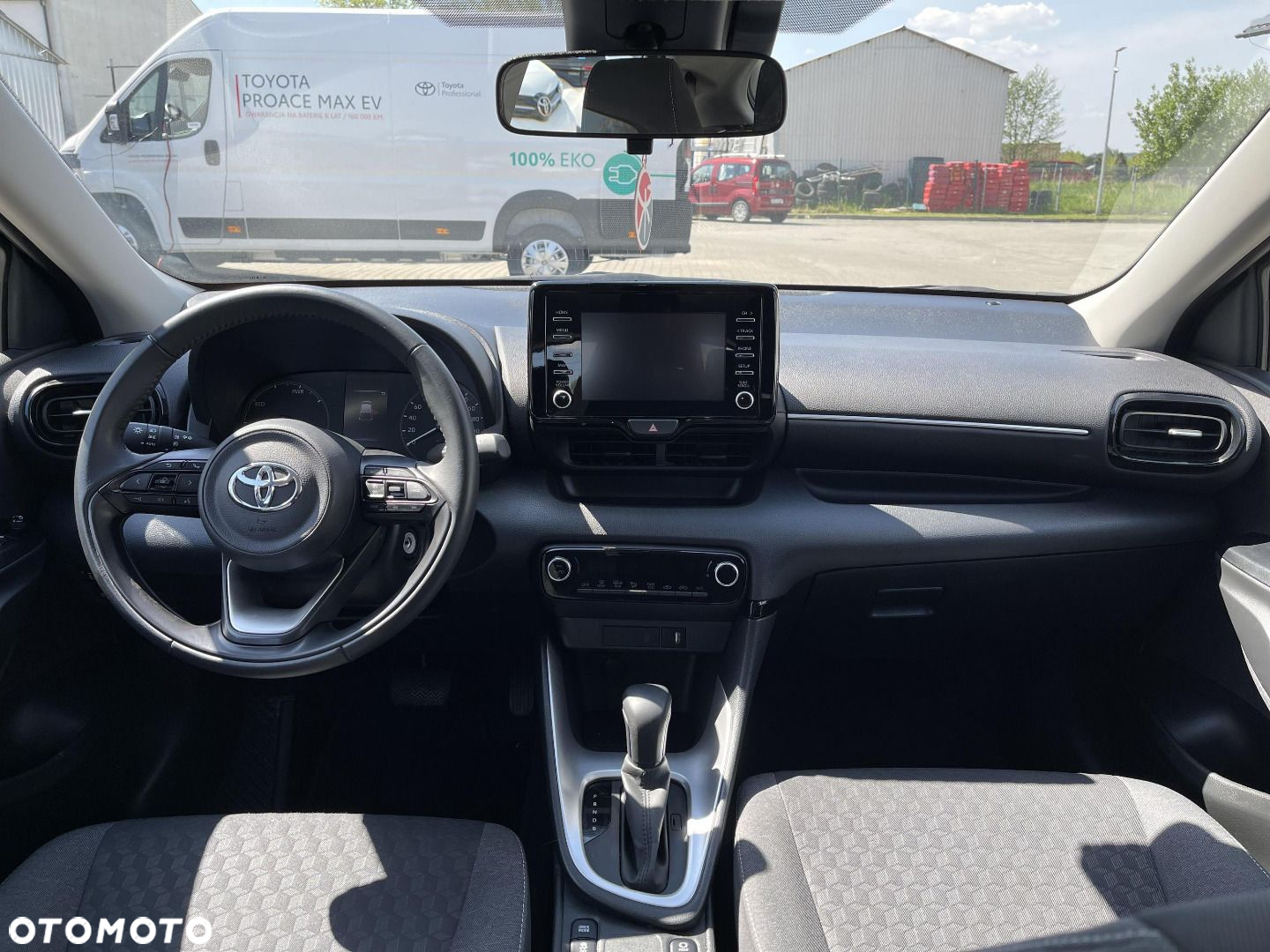 Toyota Yaris - 10