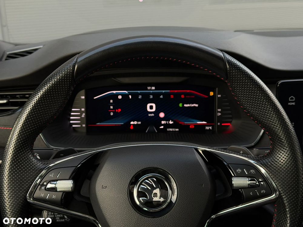 Skoda Octavia 2.0 TDI DSG 4x4 RS Plus - 19