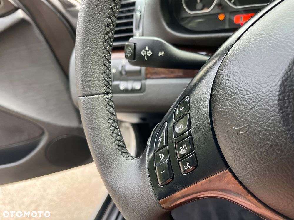 BMW Seria 3 325i - 8