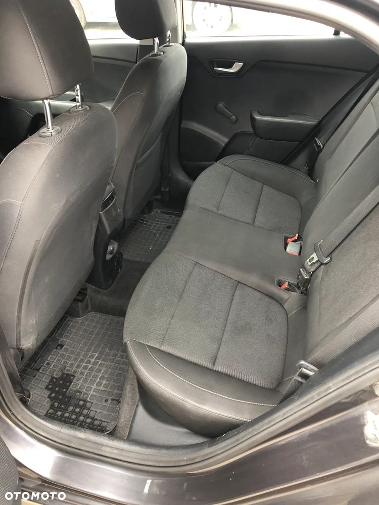 Kia Rio 1.4 crdi L - 16