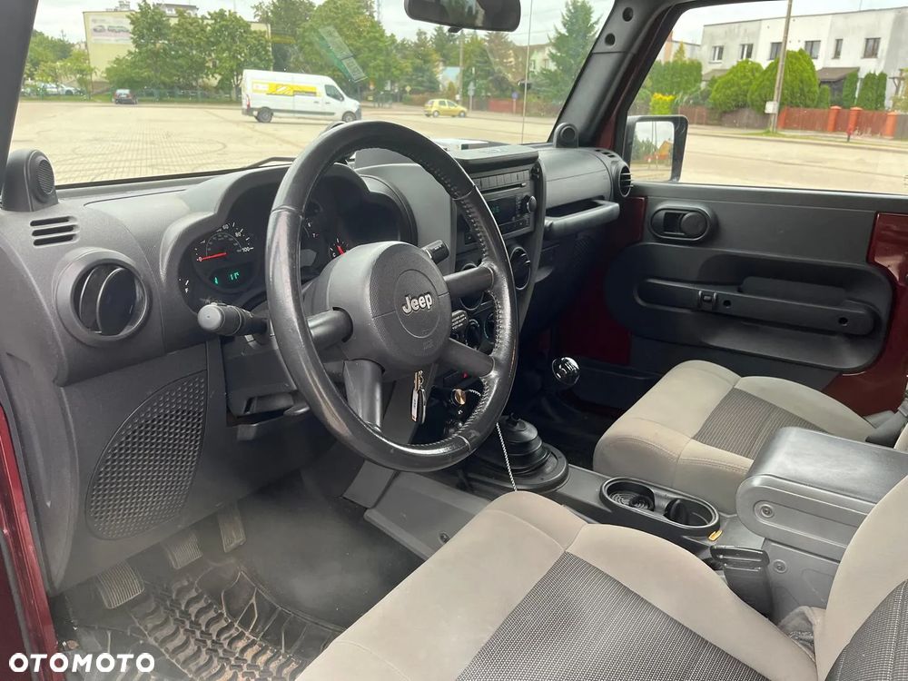 Jeep Wrangler Unlimited 3.8 Sport - 7