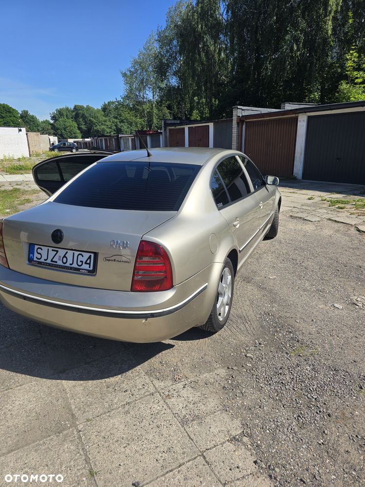 Skoda Superb - 3