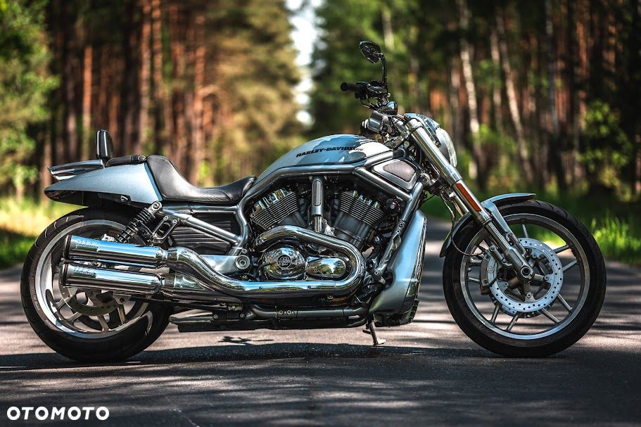 Harley-Davidson V-Rod Muscle - 4