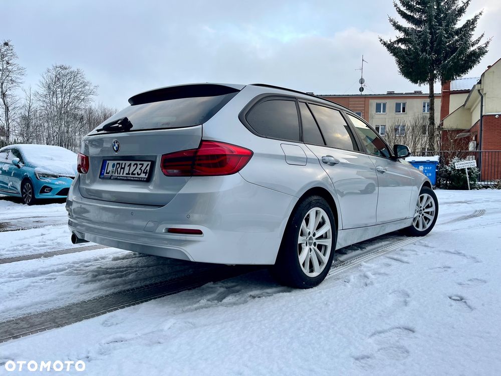 BMW Seria 3 318d - 3