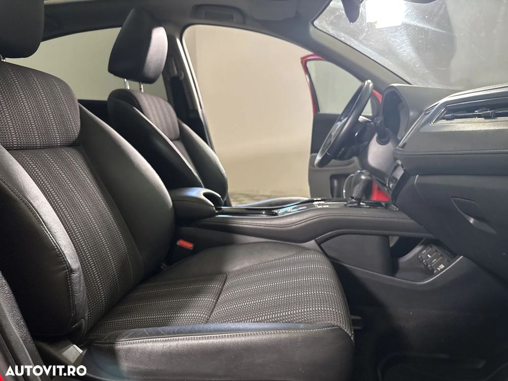 Honda HR-V 1.5 i-VTEC CVT Elegance - 12