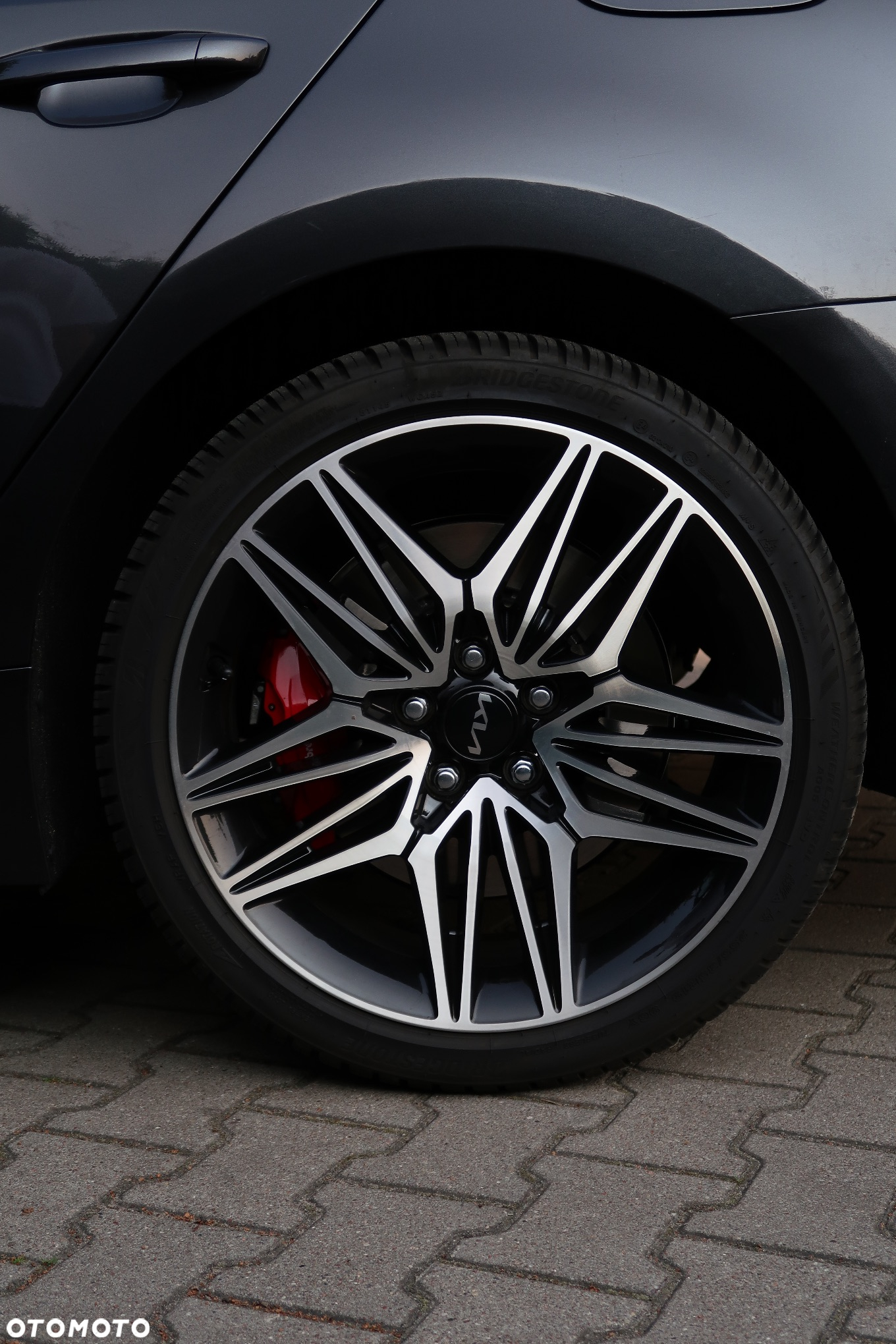 Kia Stinger - 6