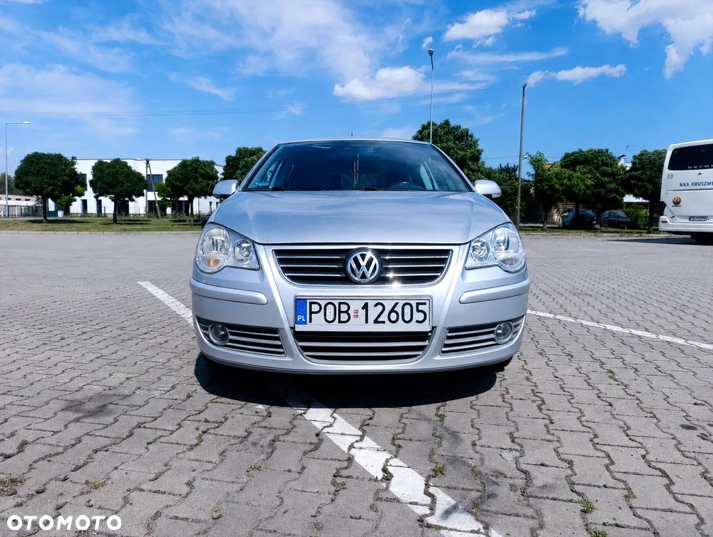 Volkswagen Polo 1.4 16V Comfortline - 3