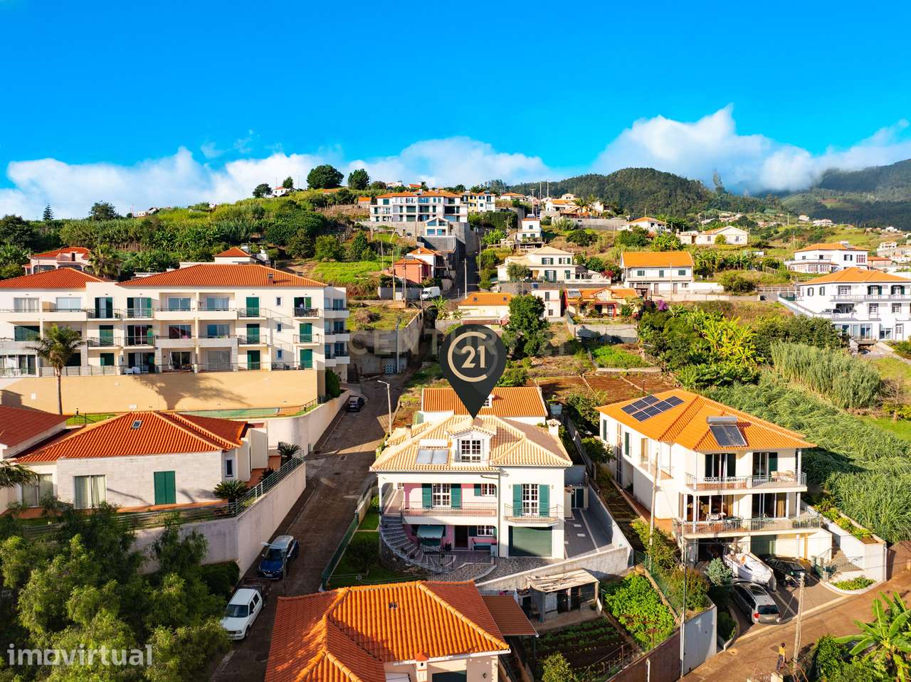 Moradia Clássica T3 com Sótão Habitável em Canhas, Ponta do Sol - Grande imagem: 2/41