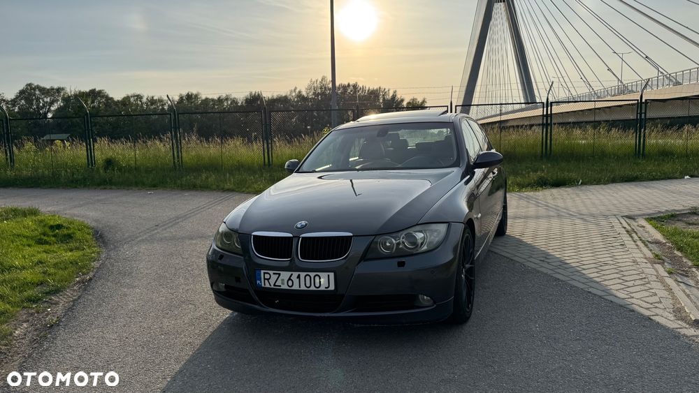 BMW Seria 3 - 1