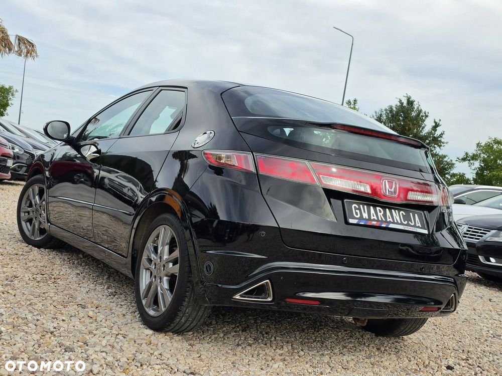 Honda Civic 1.8 Sport - 12