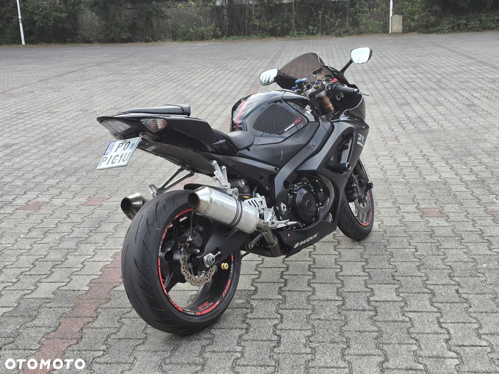Suzuki GSX-R - 4