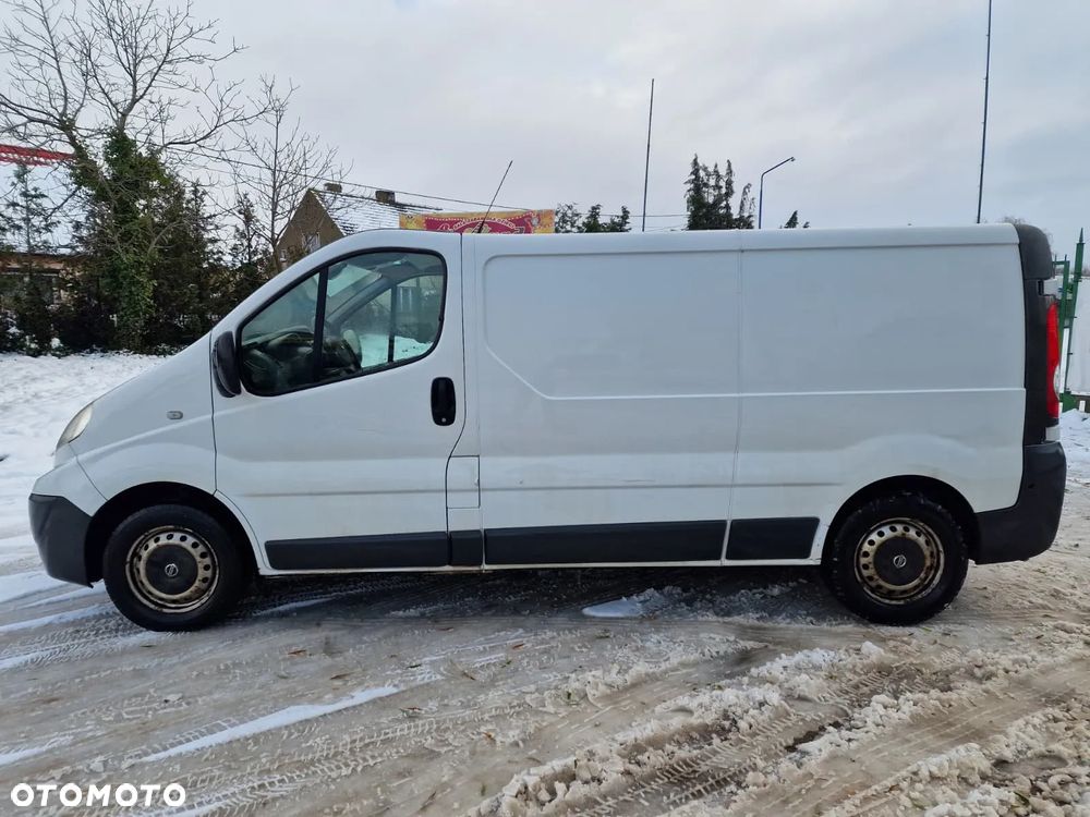 Nissan Primaster - 7