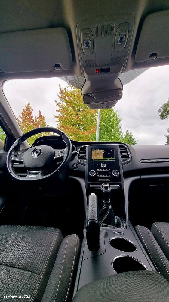 Renault Mégane Sport Tourer - 20