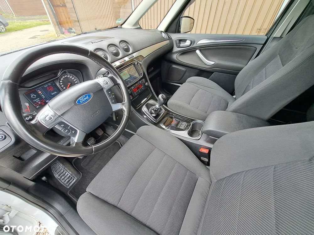 Ford Galaxy 2.0 TDCi Titanium - 34