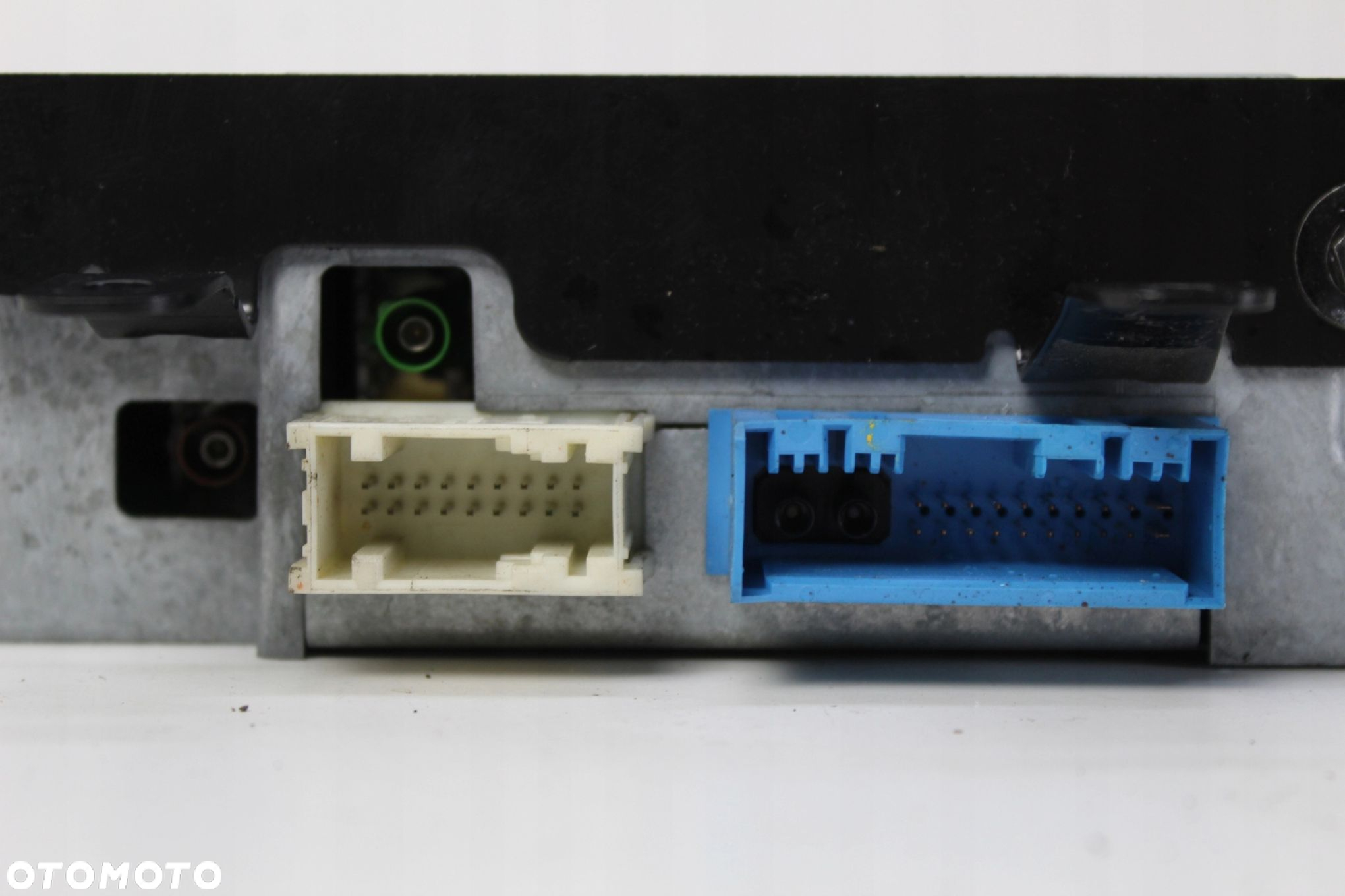 TUNER WZMACNIACZ RADIA BMW E90 E60 E81 6925105 - 3