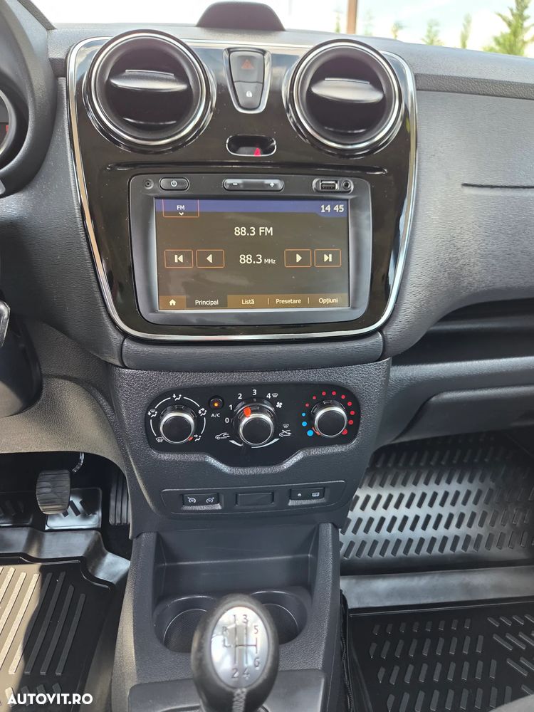 Dacia Lodgy 1.5 Blue dCi Stepway - 15
