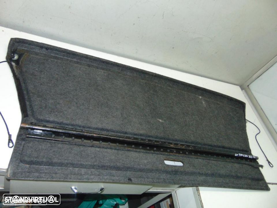 Mazda 323 1.3 5pt anos 80 chapeleira - 3