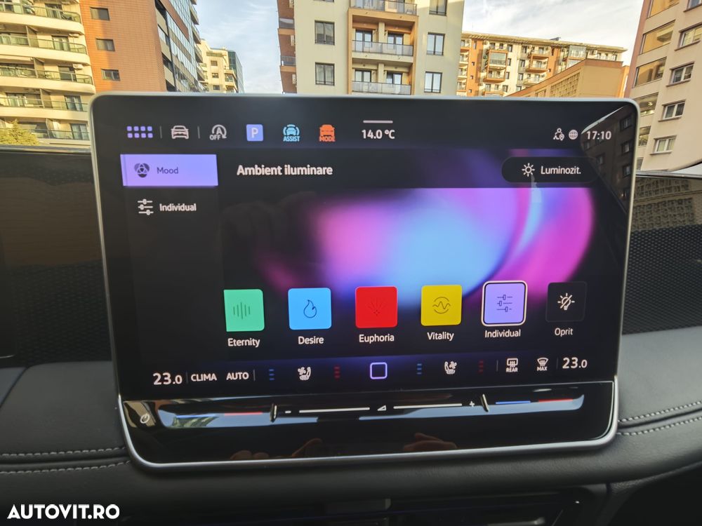 Volkswagen Tiguan - 20