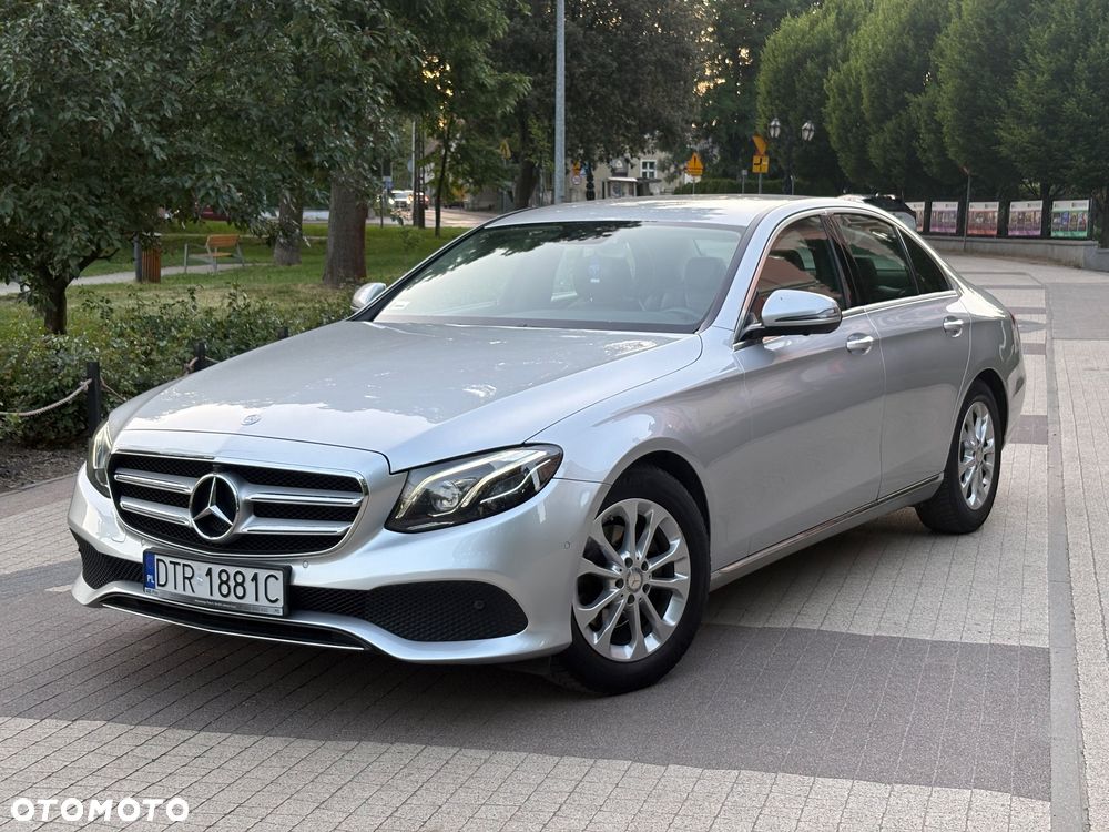 Mercedes-Benz Klasa E 220 d 9G-TRONIC - 1