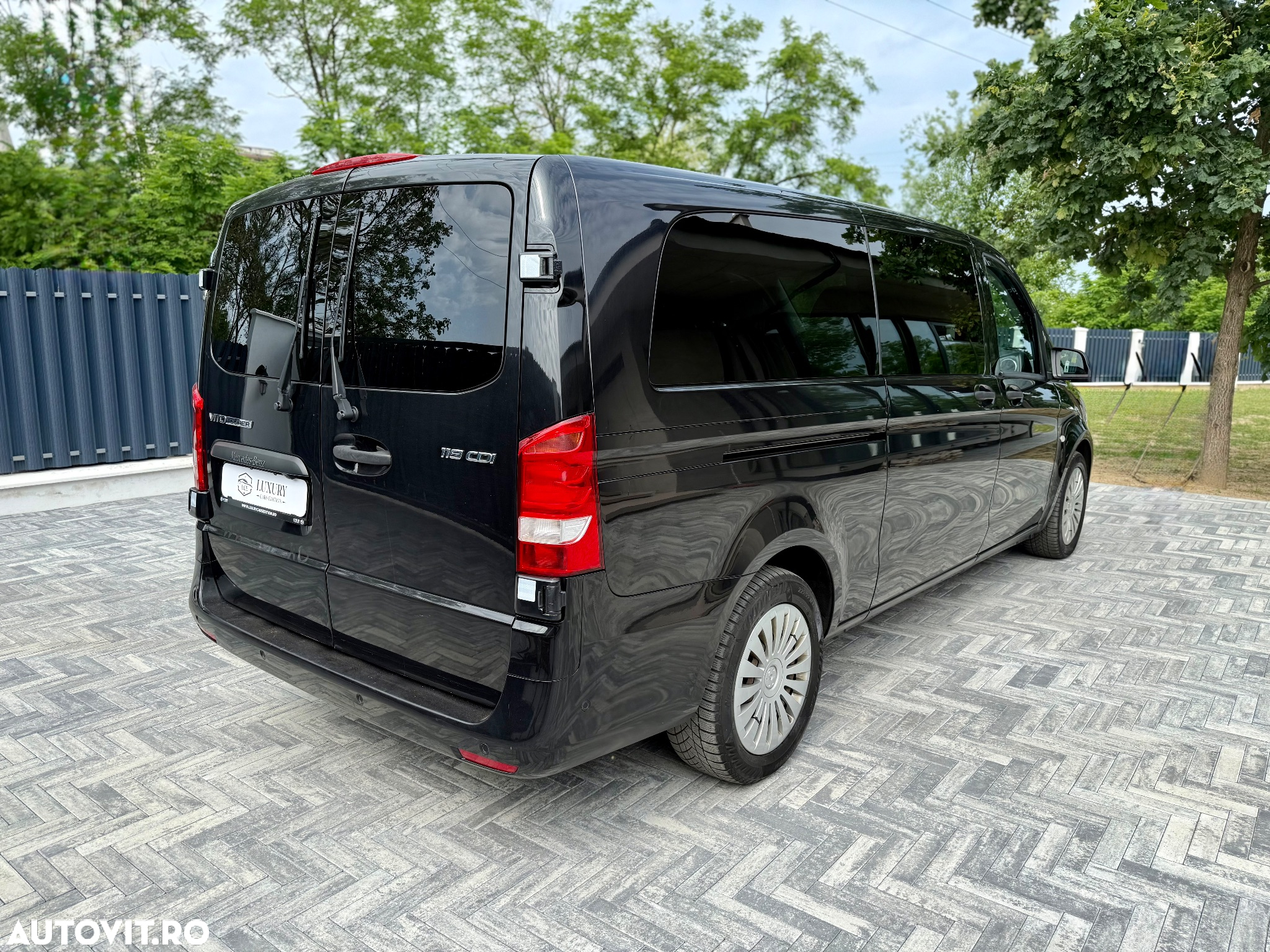 Mercedes-Benz Vito 119 CDI 4MATIC Tourer Lang Aut. EDITION - 4