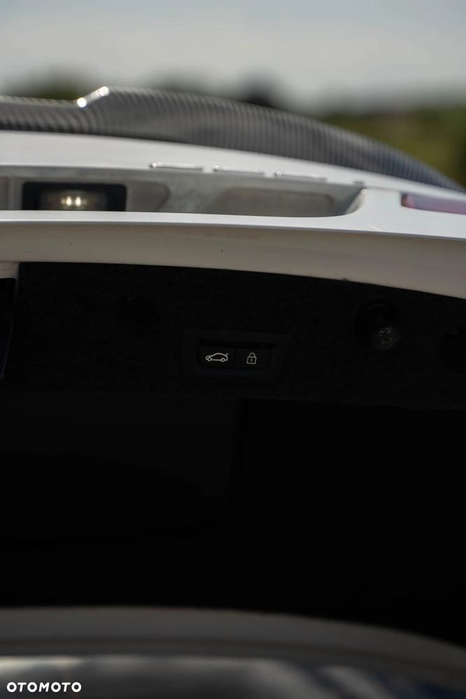 BMW Seria 5 535i xDrive Sport-Aut - 30