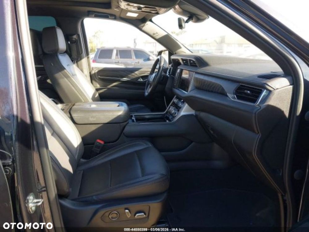 GMC Yukon - 9