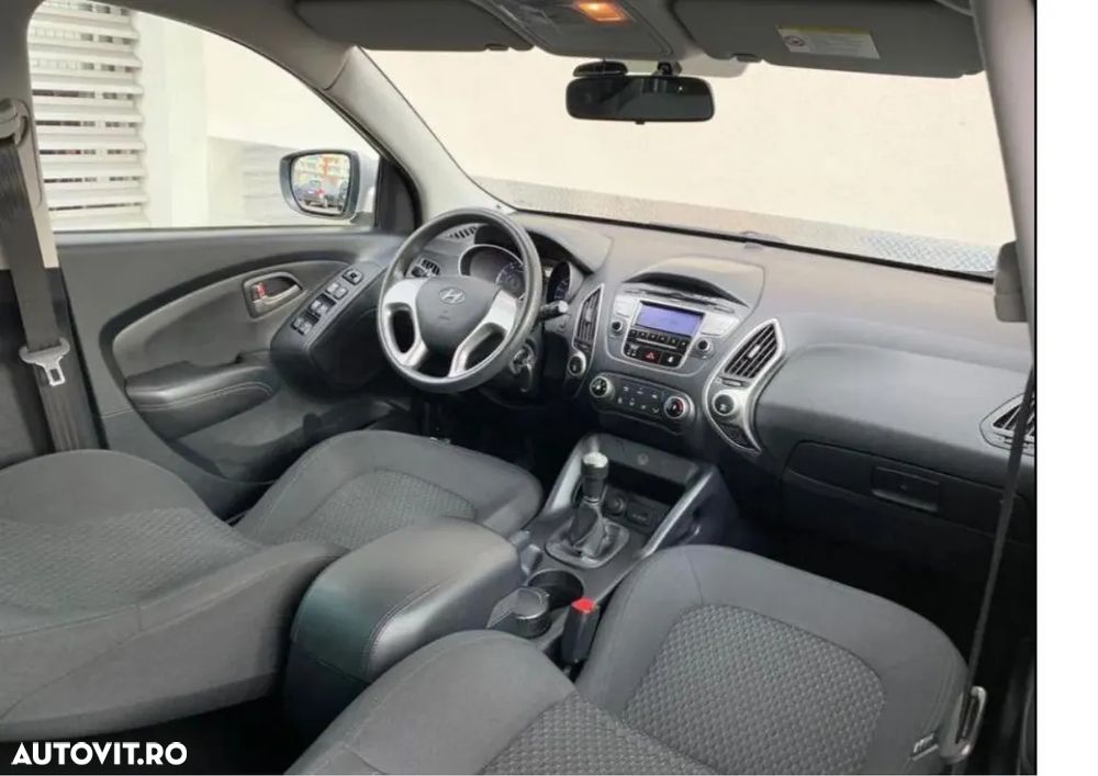 Hyundai ix35 2.0 MPI 2WD GL Classic - 11