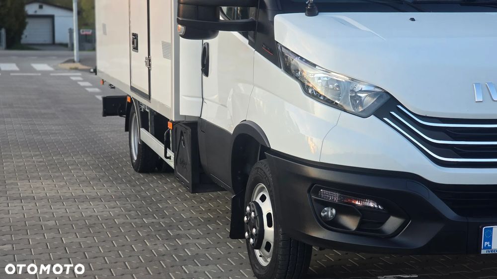 Iveco ❗️❗️DAILY 3.0 180Km 50C18 JAK NOWY ❗️❗️NOWY MODEL / CHŁODNIA MROŹNIA -32 +32 / ZASILANIE 230V / PIERWSZY WŁASCICIEL  / TEMPOMAT AKTYWNY / BLIŹNIAKI / ZASILANIE 230V / GRUBA SCIANKA / ZABUDOWA DPR / AGREGAT CARRIER XARIOS 350 / WERSJA WZMOCNIONA / FULL OPCJA / SERWIS ASO / SALON POLSKA / 35C15 50C15 35C18❗❗ JAK Z SALONU - NOWY -❗❗ - 34