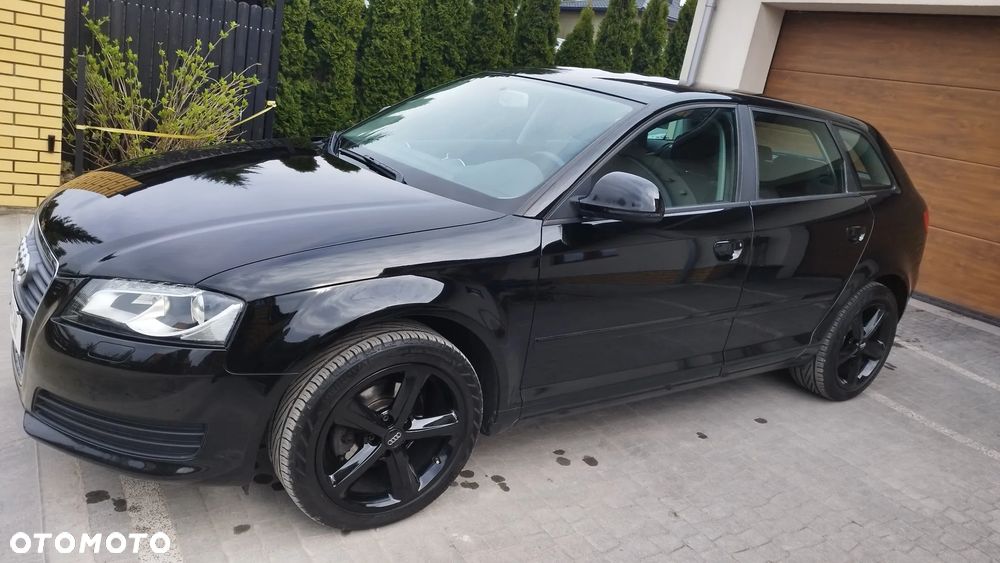 Audi A3 Sportback 1.6 Ambiente - 15