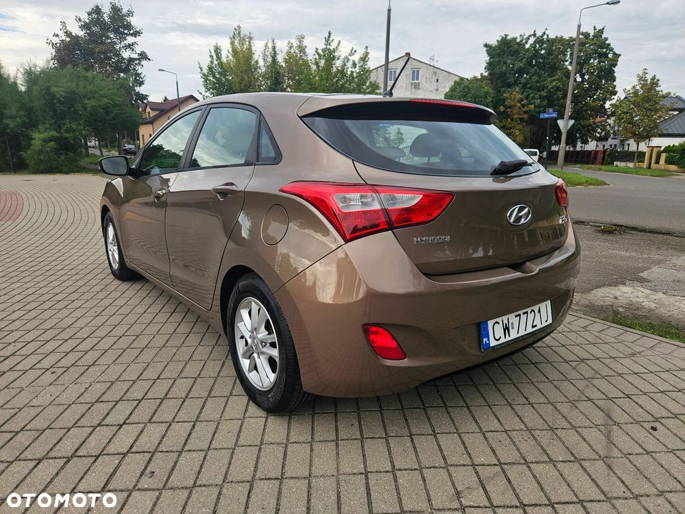 Hyundai i30 1.4 Style - 10