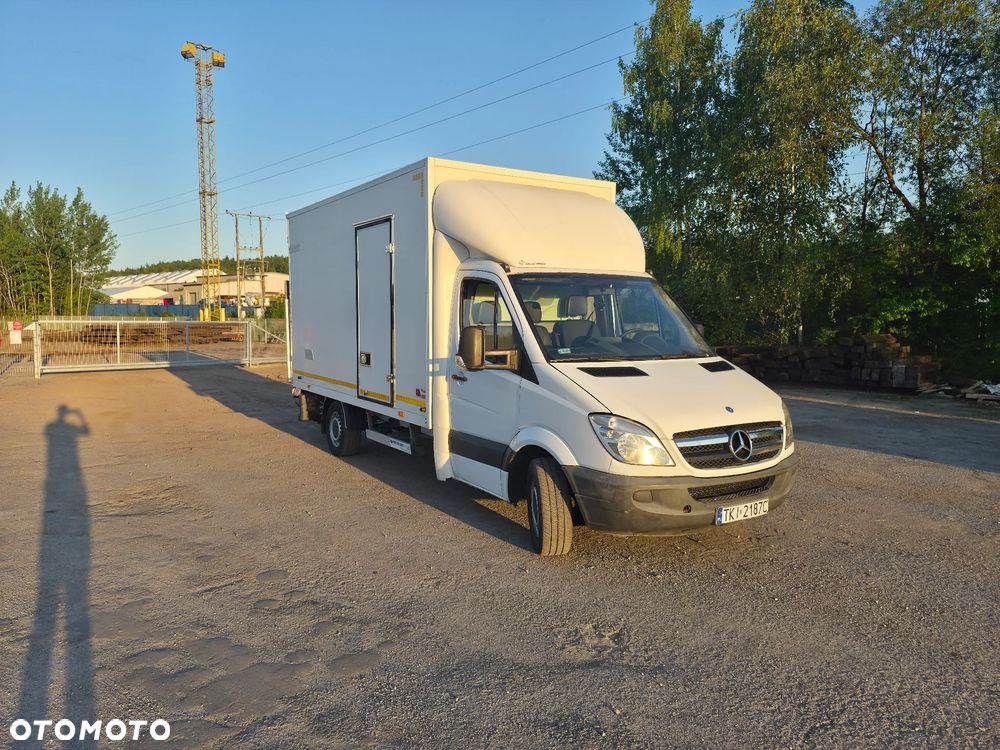 Mercedes-Benz Sprinter - 2