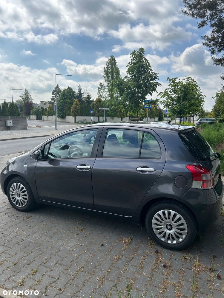 Toyota Yaris 1.33 Active - 7