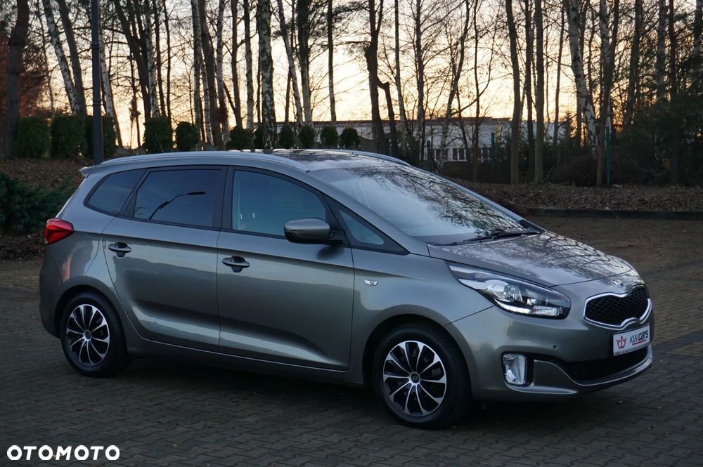 Kia Carens 1.6 GDI Dream Team Edition - 5