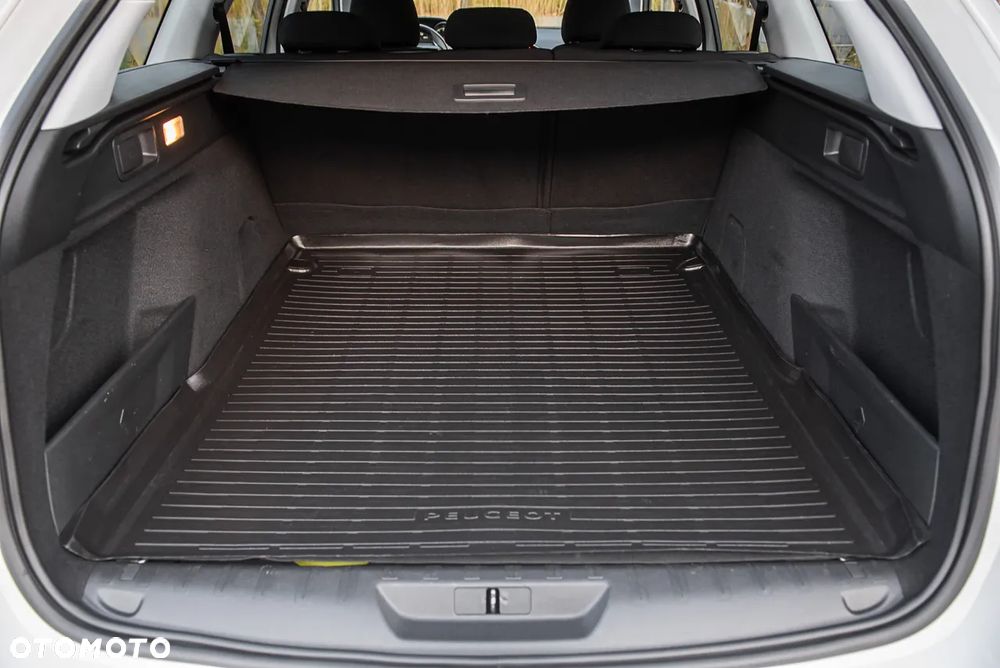 Peugeot 308 1.5 BlueHDi Active Pack S&S - 28